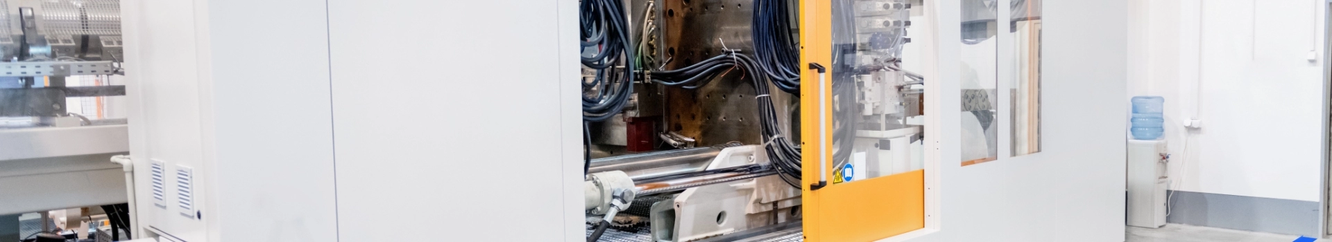 Abdeckung für CNC-Maschinen